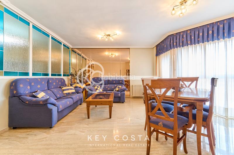 Foto f2ac4a5e-6795-4314-bcd6-75bd82ff9691. Etagenwohnung in Ensanche-Diputación Alicante