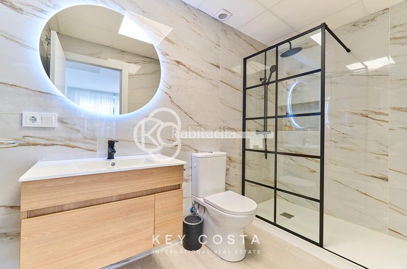 Foto 01d4db54-1daf-41ae-8e73-0270a41950a9. Piso en Albufereta Alicante