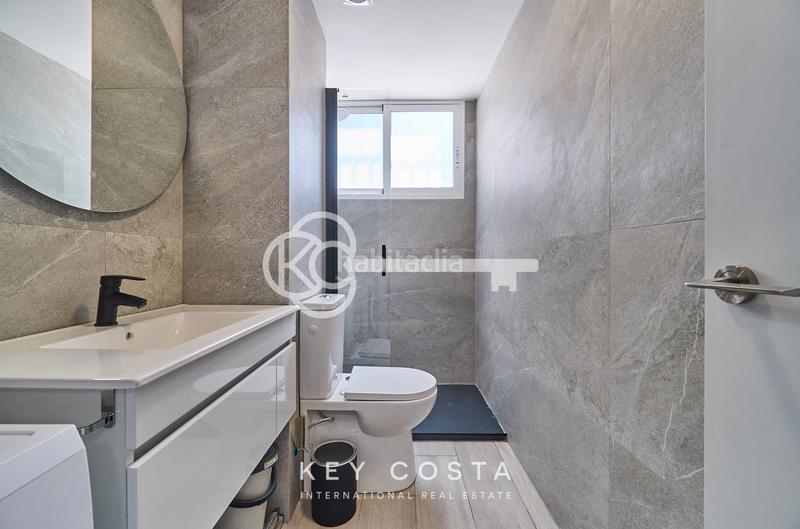 Foto 28514c19-377a-4f3b-b6a6-52b0b2ad572b. Piso en Albufereta Alicante