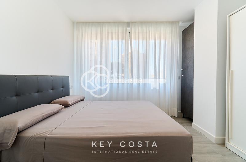 Foto 24ecc33f-bec4-4d1b-b40a-e1c260d666c6. Piso en Albufereta Alicante