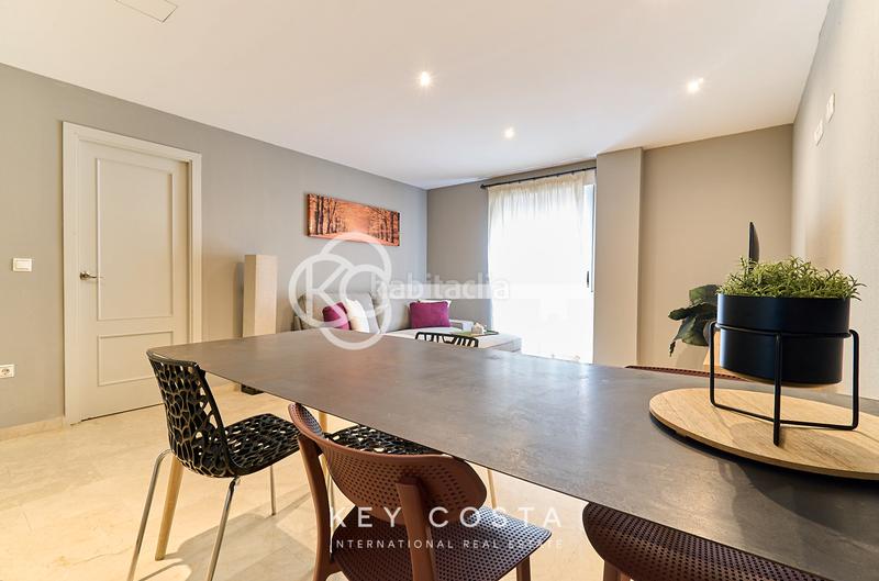 Foto 560a4a18-b7ae-43b8-b510-62e109ca2f49. Alquiler piso en Barrio del Centro Alicante