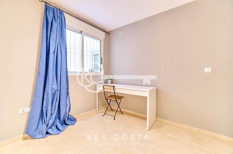 Foto acbf2920-44f7-4d40-a039-efd889ff26fa. Alquiler piso en Barrio del Centro Alicante