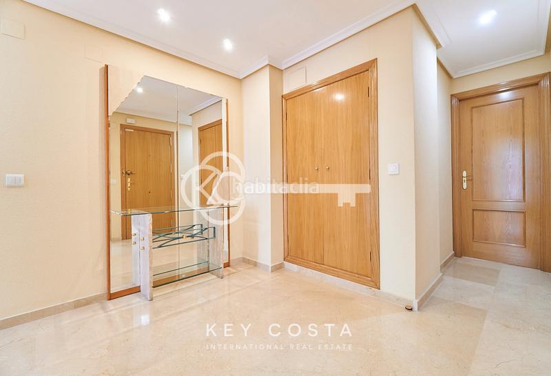 Foto 753ff2ef-ef60-49bf-af1d-4561d445c08b. Flat in Mercado Alicante