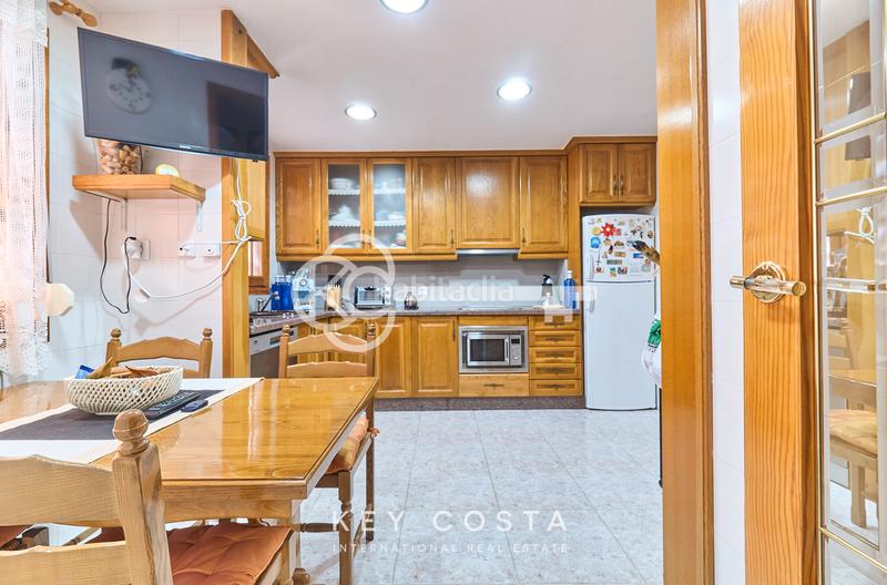 Foto 0bb4c8d2-a898-4423-be23-e3f0abad1609. Semi detached house with fireplace parking pool in Alicante