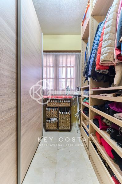 Foto f5d77a6f-2fae-4fb9-a5d3-7db879fb7533. Semi detached house with fireplace parking pool in Alicante