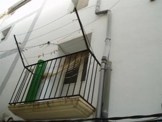 Location Mas  Calle cárcel 8. Nonaspe.- casa de pueblo de planta baja + 3 alzadas en alquiler