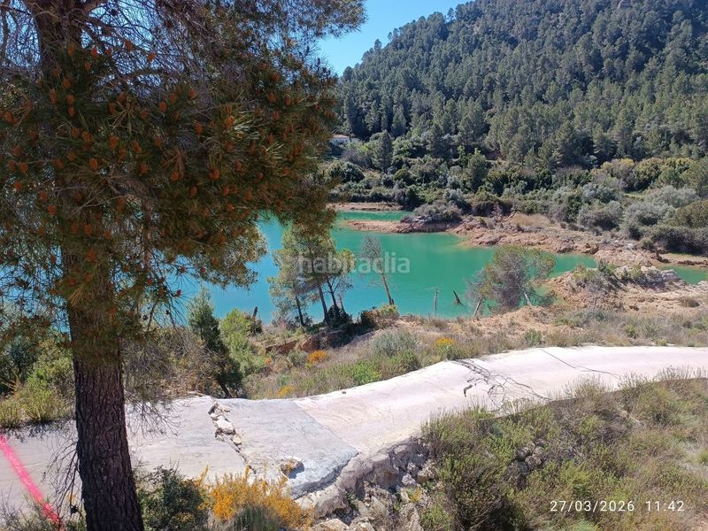 Foto 9f82f5bb-acaa-4ed1-a77c-8bf018e7f999. Finca rústica a Jarafuel