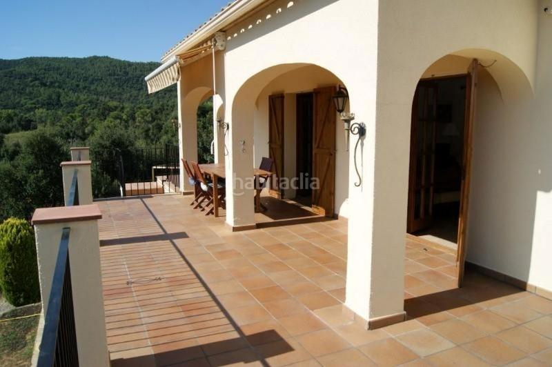 Foto 2c66e231-708c-4857-a4f8-34b2ddcc3c52. Chalet espectacular casa con vistas a les gavarres piscina privada, única por la privacidad! en Calonge