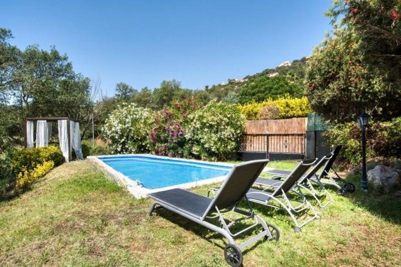 Foto 47b18dc2-a09d-4a77-a6d1-c718d5813ccd. Chalet espectacular casa con vistas a les gavarres piscina privada, única por la privacidad! en Calonge