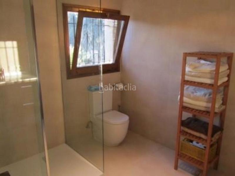 Foto 8f8feefe-309f-4dc2-b1a3-052e9ad0c6f9. Chalet espectacular casa con vistas a les gavarres piscina privada, única por la privacidad! en Calonge
