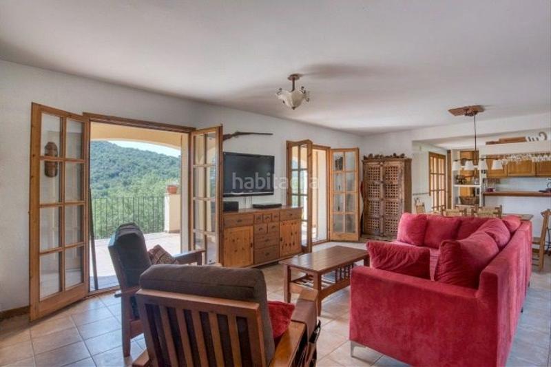 Foto a684f99b-0cee-4bf0-bbea-02a302c0f401. Chalet espectacular casa con vistas a les gavarres piscina privada, única por la privacidad! en Calonge