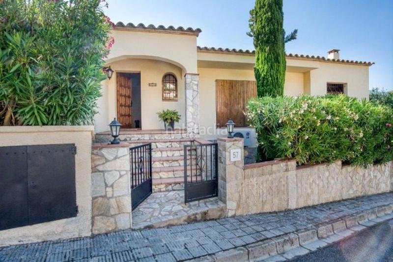 Foto dd12a162-1f98-4af2-a176-6c110821b1d7. Chalet espectacular casa con vistas a les gavarres piscina privada, única por la privacidad! en Calonge