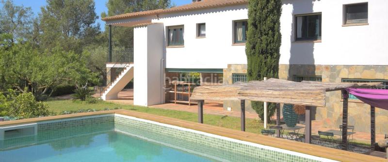 Foto f0295333-25e9-43de-9dd5-88e86f2c360b. Xalet amb calefacció aparcament piscina a residencial Begur-esclanyà Begur