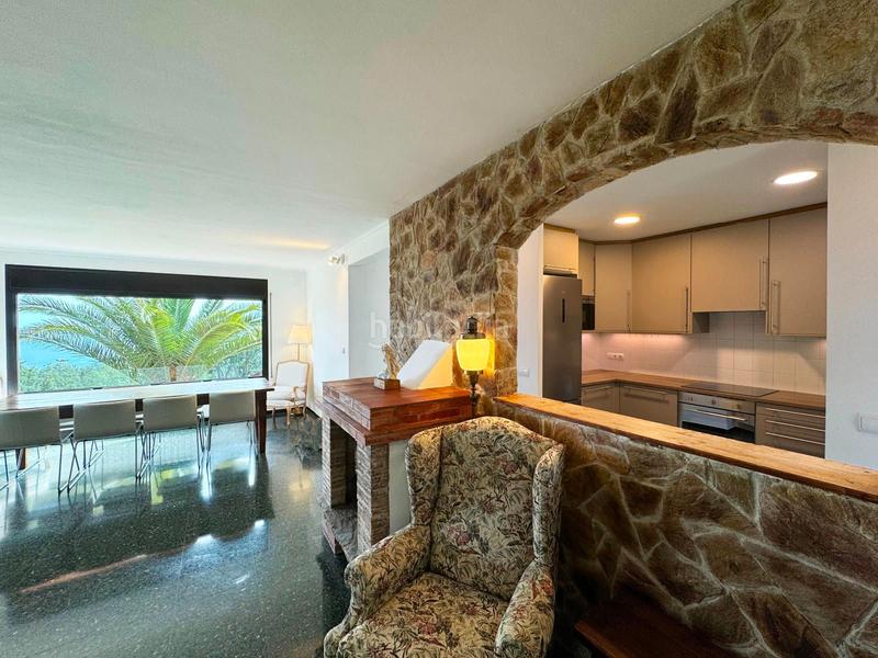 Foto d4efae30-d3bc-4555-866c-58eca20c024c. Chalet casa con jardín y vistas al mar en Begur Begur