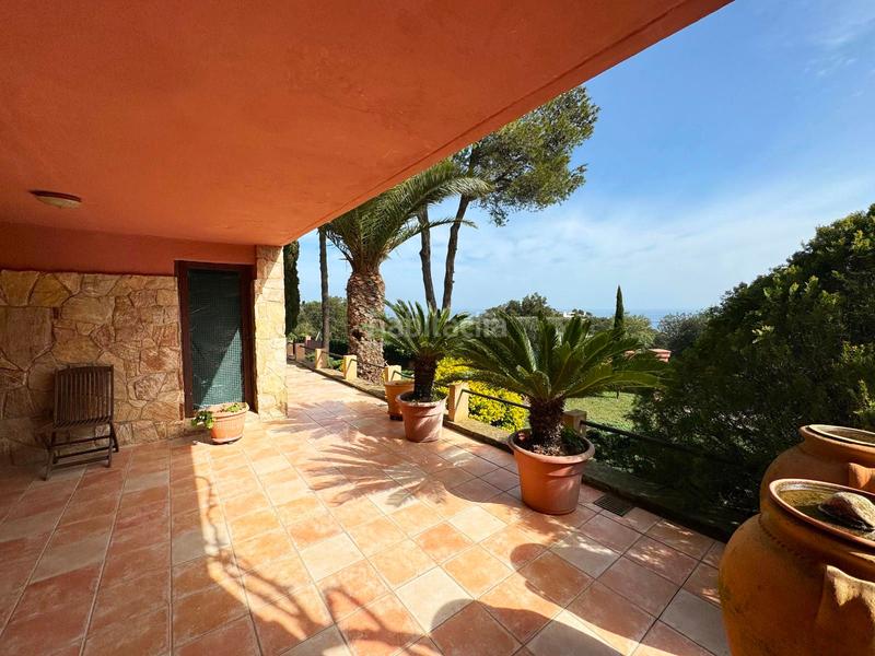 Foto d705a876-f65e-4bc9-bedb-e22f5d1e43a4. Chalet casa con jardín y vistas al mar en Begur Begur
