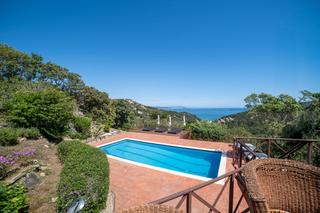 Xalet  Venus. Villa mar  exclusiva casa con vistas al mar a sa riera