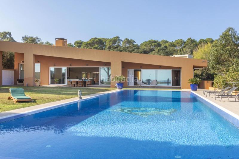 Foto 0af7ac04-1045-4870-a329-70f5b6331606. Chalet con parcheggio piscina in Fornells-Aiguablava Begur