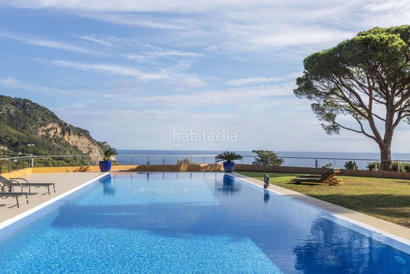 Foto d4c064b0-873c-45f7-8017-d74b4f50f186. Chalet con parcheggio piscina in Fornells-Aiguablava Begur