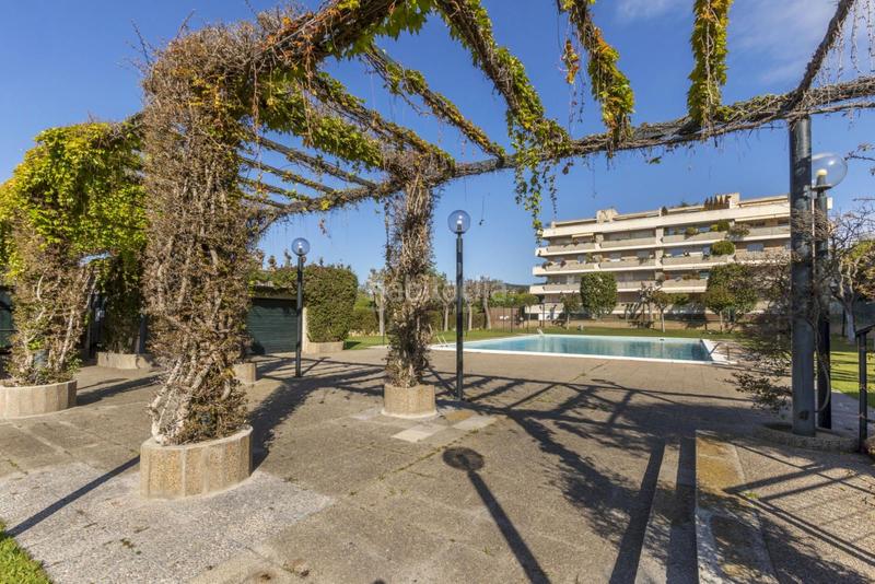 Foto 3bec1ad2-5469-4338-9c3d-cb2f3252dc47. Attico con riscaldamento parcheggio piscina in El Balís Sant Andreu de Llavaneres