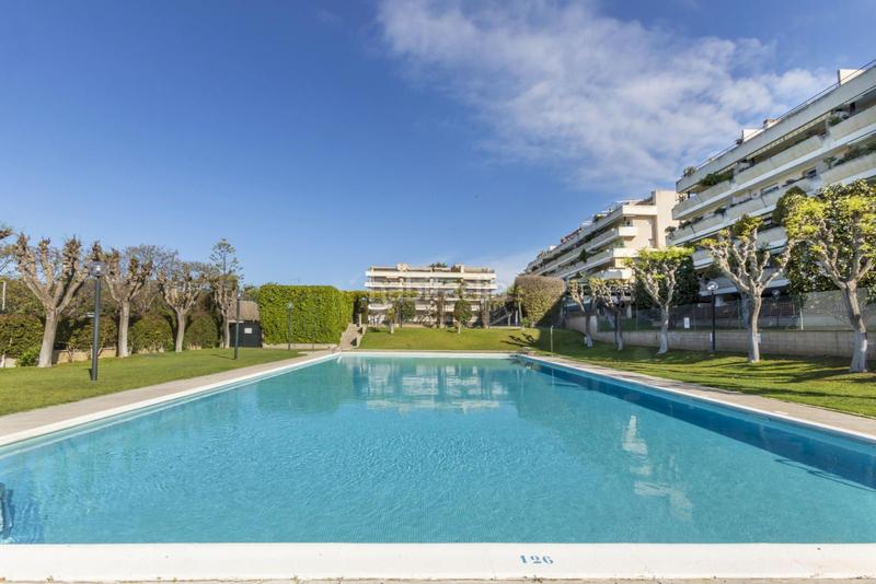 Foto b10aeb78-7399-4e50-9cf0-2e46590b45ed. Attico con riscaldamento parcheggio piscina in El Balís Sant Andreu de Llavaneres