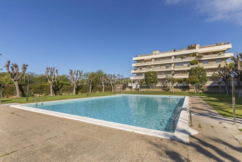 Foto b7aa06b0-020a-43f9-a08d-8307e331ce21. Attico con riscaldamento parcheggio piscina in El Balís Sant Andreu de Llavaneres