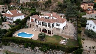 Xalet  Romani. Chalet independiente en sant feliu de codines