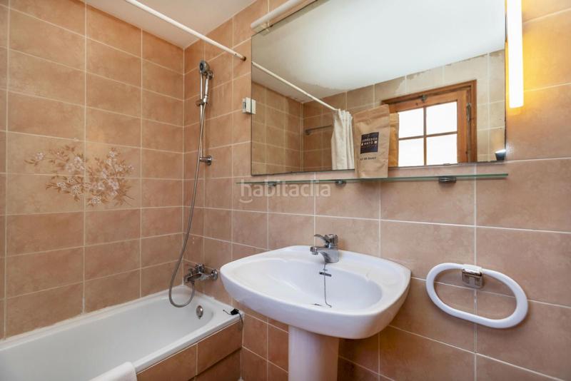 Foto 4a09bf91-f548-4082-ae09-93bfc3967639. Casa adosada casa pareada con jardín privado y piscina comunitaria en Calella de Palafrugell