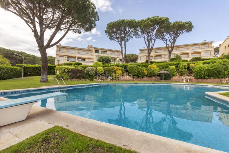 Foto a60abe67-e4c4-4b1b-84a2-84c51716d15b. Casa adosada casa pareada con jardín privado y piscina comunitaria en Calella de Palafrugell