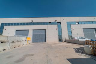 Fabrikhalle  França. Nave industrial polivalente en les franqueses del vallès  lista