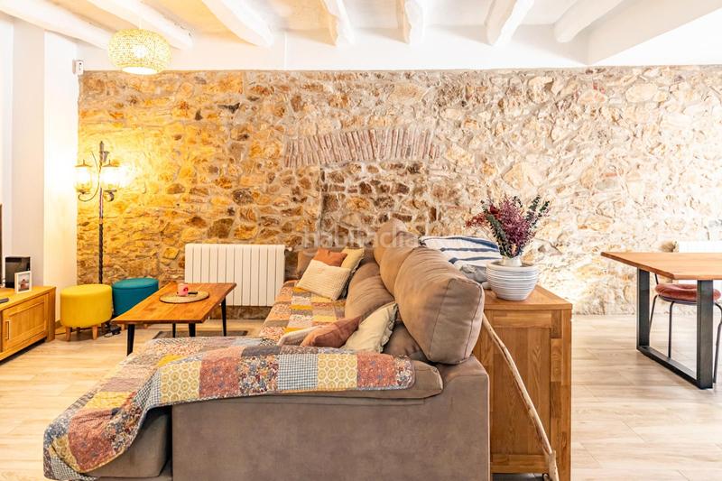 Foto 2077614d-e9e4-40f8-b379-04e64845f531. Casa adossada amb calefacció a Poble Calonge