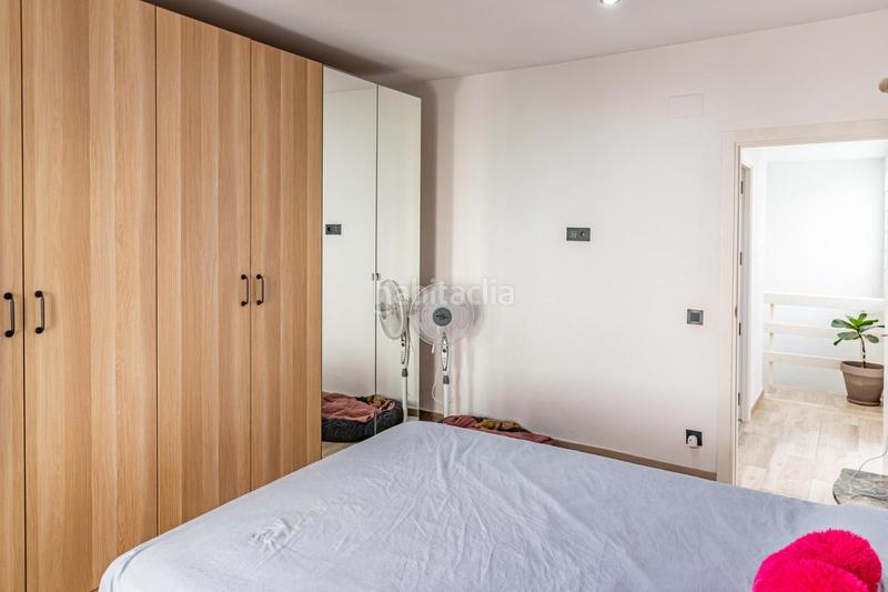 Foto 4e8383f3-f4d1-4f38-816f-7401cb199973. Casa adossada amb calefacció a Poble Calonge