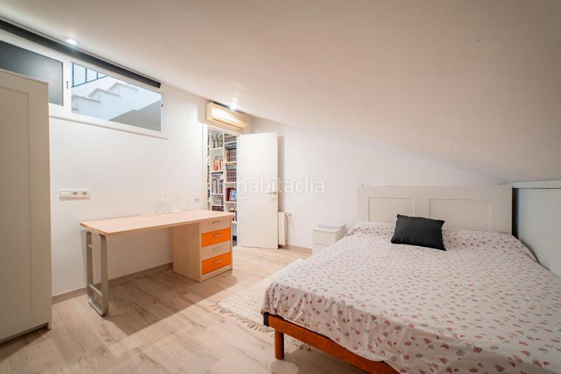 Foto 08056ff7-2fc1-4ec7-ba49-955172dfe870. Zweistöckige wohnung mit heizung in Centre Mataró