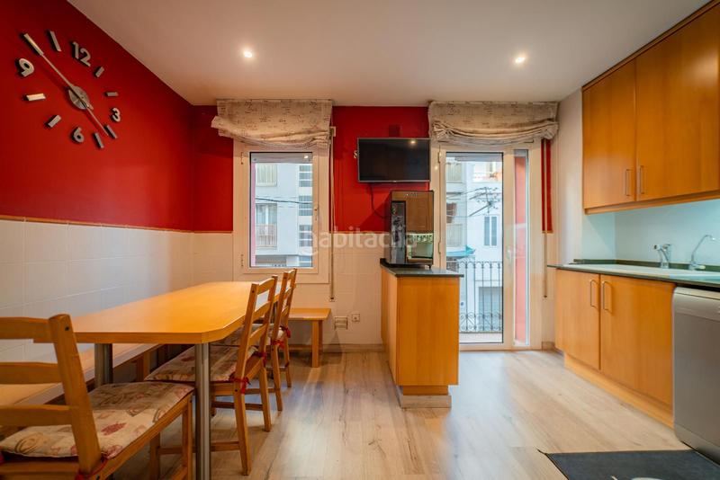 Foto 1caea26c-67a1-46b0-9c92-d064f0d7c6af. Zweistöckige wohnung mit heizung in Centre Mataró