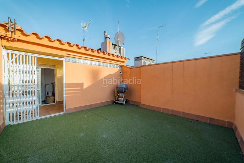 Foto 5645d46c-0cc7-4485-b91a-98a7fc3fe8b0. Zweistöckige wohnung mit heizung in Centre Mataró