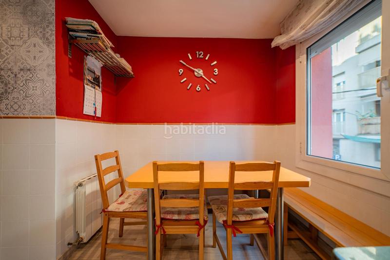 Foto efb405ce-d17d-4ad8-9b82-0320e3d74052. Zweistöckige wohnung mit heizung in Centre Mataró