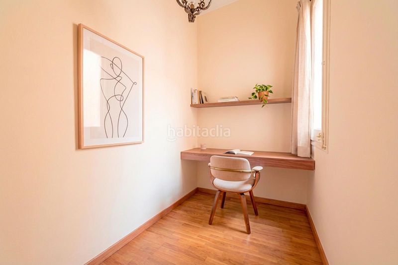 Foto fb7d19b3-ae81-4862-8fc1-8d74f913baa6. Pis a Raval Barcelona