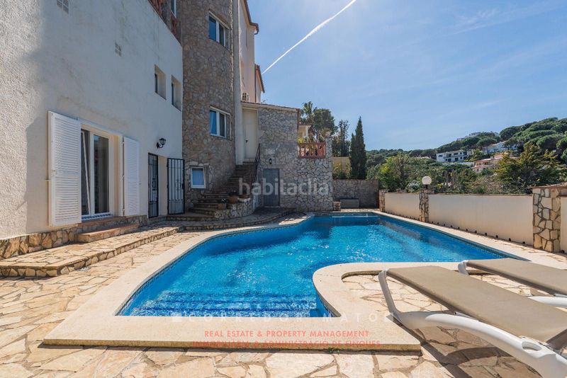 Foto fca5fac5-9e4d-4c74-a911-4a467ae2e933. Xalet amb calefacció aparcament piscina a platja de Pals Pals