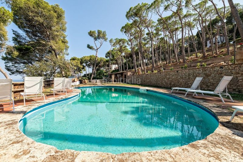 Foto b8781950-f043-47c9-bed3-be6497adc19e. Xalet amb calefacció aparcament piscina a Tamariu