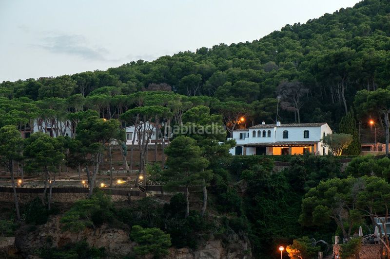Foto d7cb925b-be5d-4b90-a742-204f1819e752. Xalet amb calefacció aparcament piscina a Tamariu