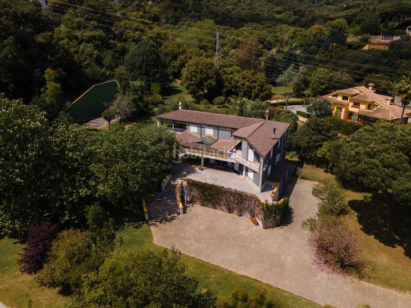 Foto 45fd6967-3f29-48ac-b4fb-ec82f5e86378. Chalet finca única con más de 7.000 m de privacidad a un paso de barcelona en Arenys de Munt