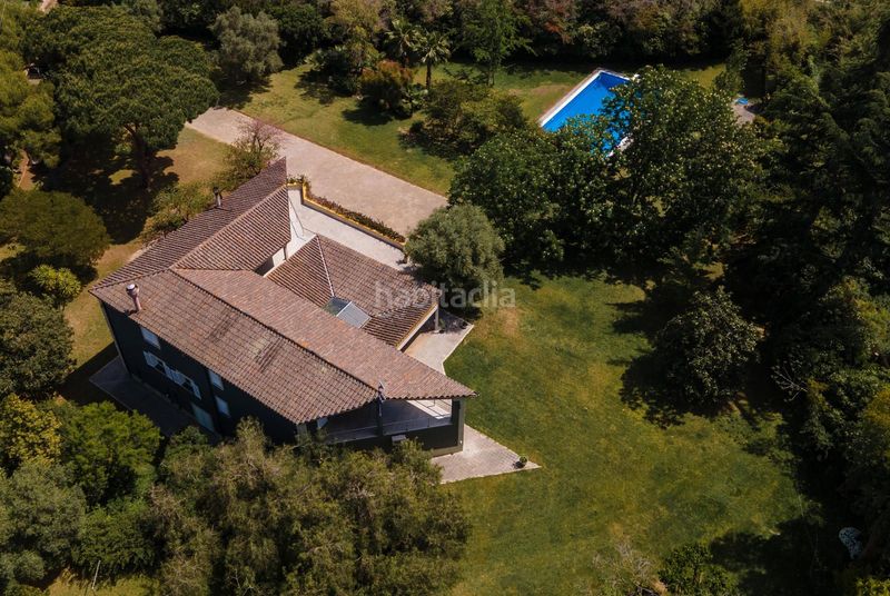 Foto b737dc92-f4b0-4c27-99df-327a9dc78c7f. Chalet finca única con más de 7.000 m de privacidad a un paso de barcelona en Arenys de Munt