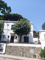 Casa a schiera  De la mercè. Encantadora casa de pueblo en caldes destrac