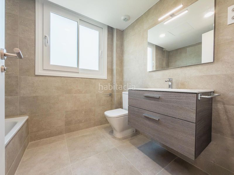 Foto 520cb5e2-a4d0-4b6a-82b9-67e5b9be0ce6. Edificio en Canet de Mar