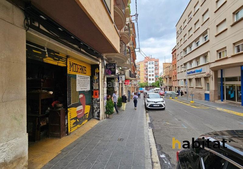 Foto b4a4d1a2-610e-4293-9aff-2311ea0cf6b4. Local commercial dans Eixample Tarragona