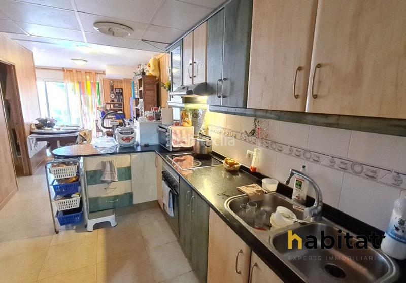 Foto 3c15fc6a-81f2-4623-83fa-00b2cdb2f8b9. Edifici a Pobla de Mafumet (La)