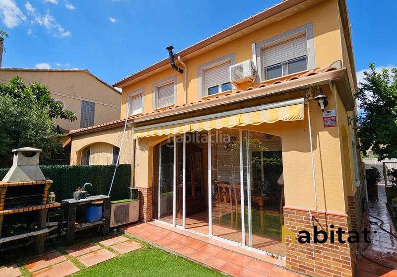 Foto 01bbfbc8-47b4-4b47-ac81-e48b0662f186. Casa en carrer moscú 59 chalet pareado en vilafortuny en Cambrils