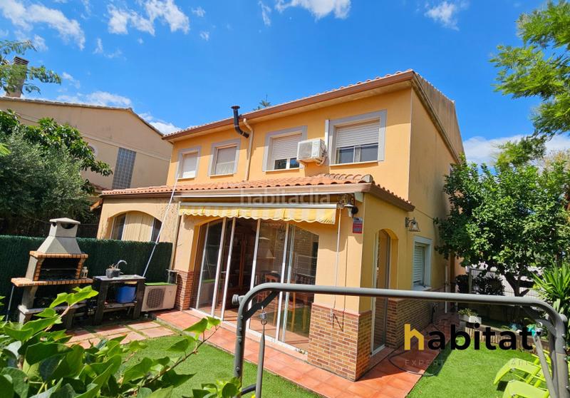 Foto 4077d393-03a8-458d-8866-86ff77600db4. Casa en carrer moscú 59 chalet pareado en vilafortuny en Cambrils