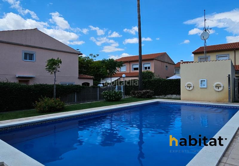 Foto 4a8327a3-0310-4850-b6d6-90fc341655d0. Casa en carrer moscú 59 chalet pareado en vilafortuny en Cambrils