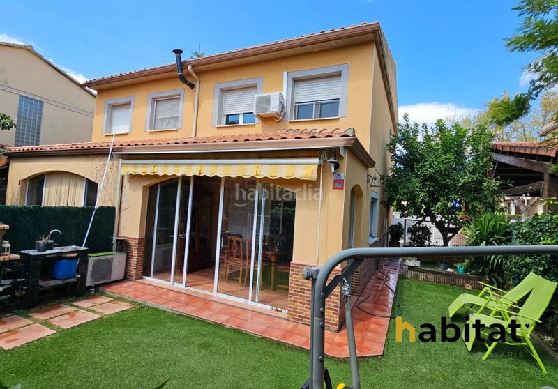 Foto 7ec3374e-8b11-4b9b-befc-cb5d48d084b9. Casa en carrer moscú 59 chalet pareado en vilafortuny en Cambrils