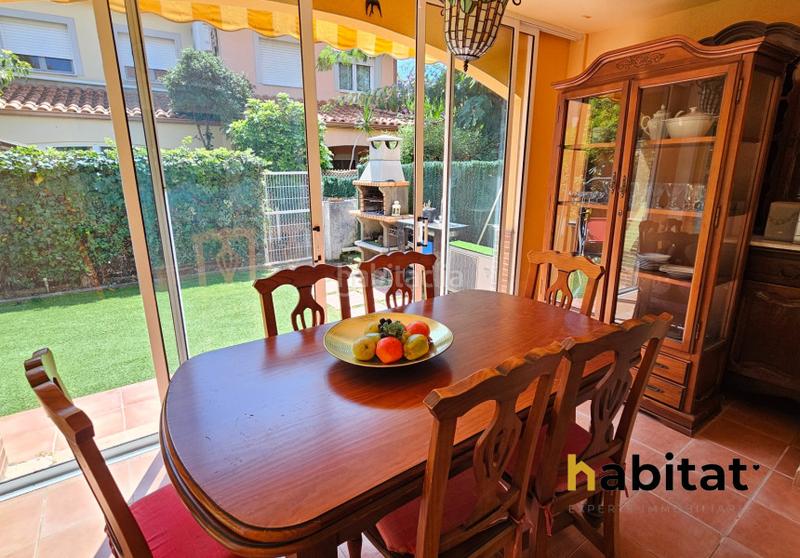 Foto b9c6fe4c-6d28-430e-98bb-9b5dcb7d6afb. Casa en carrer moscú 59 chalet pareado en vilafortuny en Cambrils